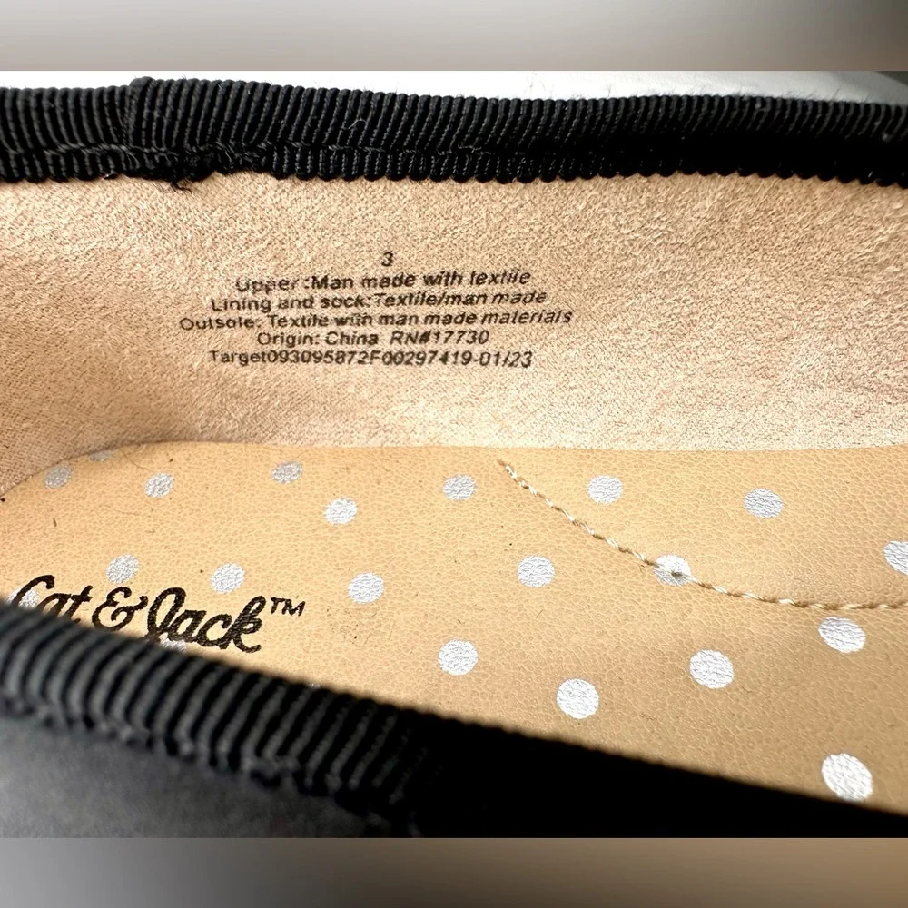 Cat & Jack black slippers (girls) Size 3 NWT